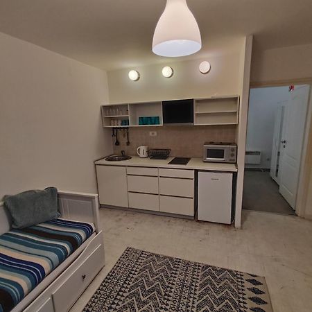 Balkan-Inn Apartments เบลเกรด ภายนอก รูปภาพ